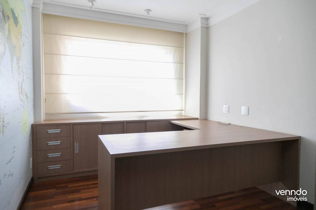 Apartamento à venda com 4 quartos, 308,55m²m² - Centro,Cascavel