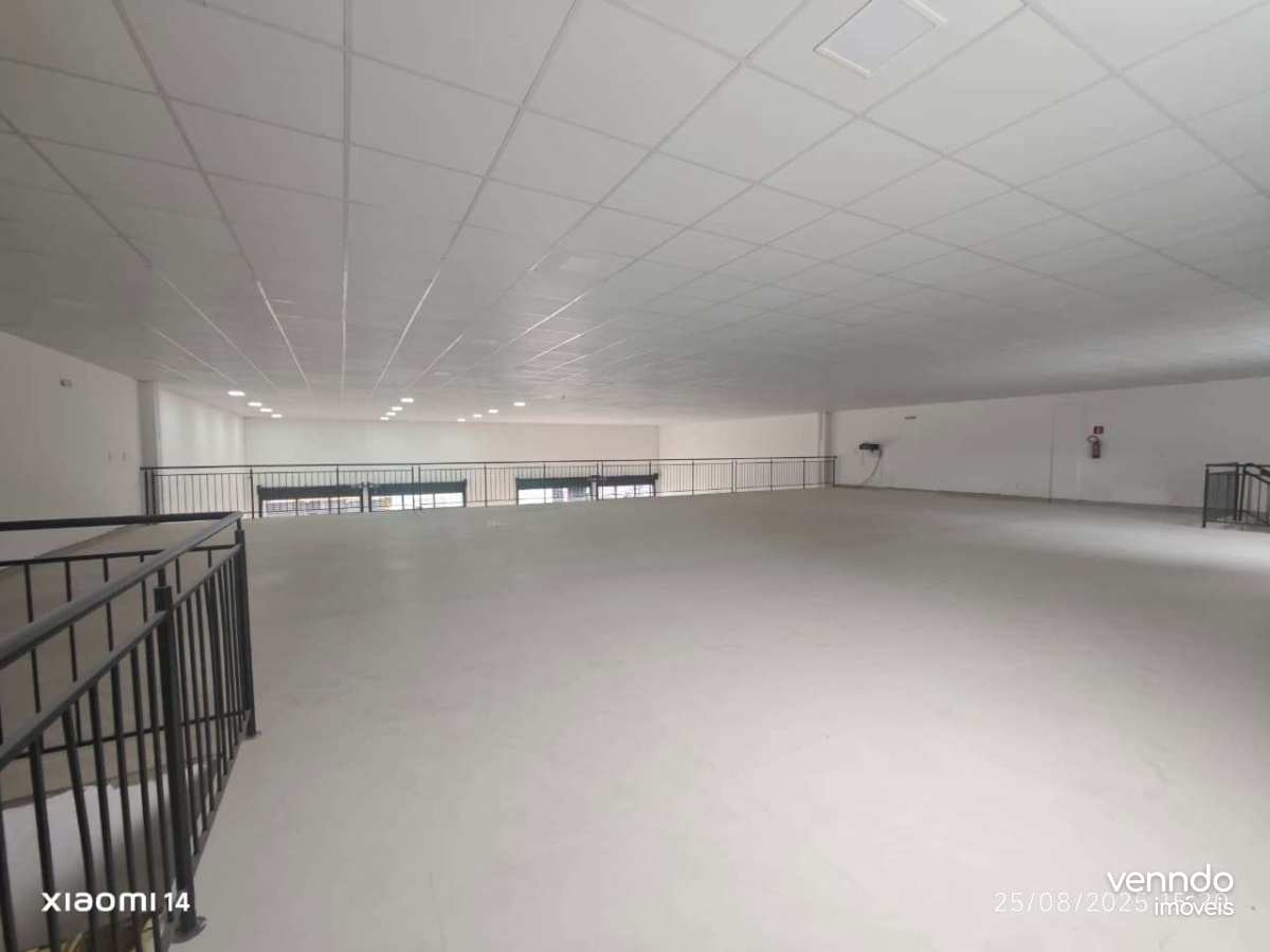 Barracão à venda, 614,92m² - NEVA,