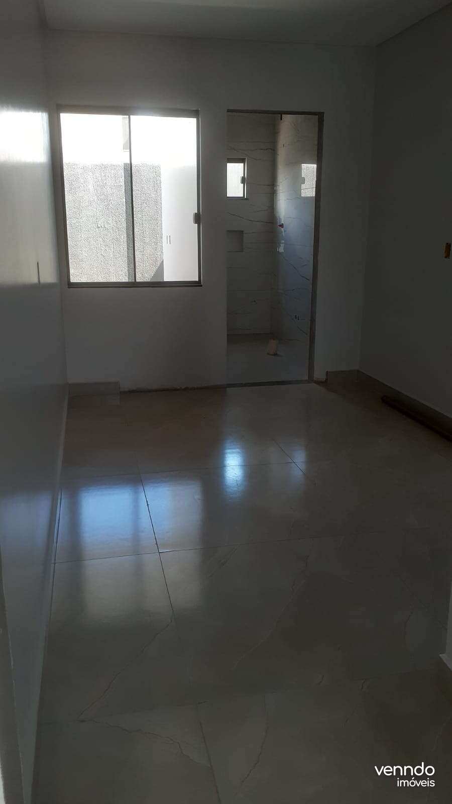 Casa à venda com 1 quarto, 60m² - SIENA,