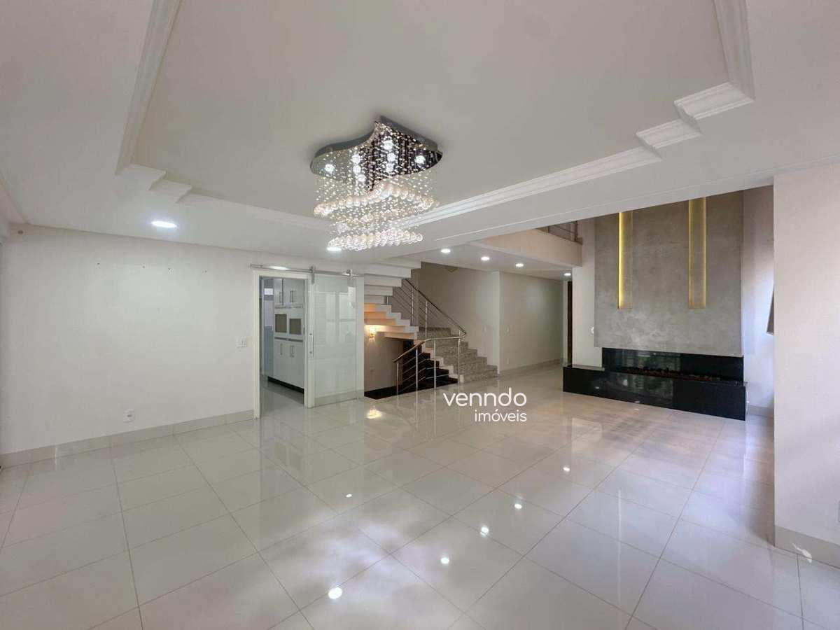  - Casa à venda, no Residencial Treviso em Cascavel, FAG, com 3 quartos, 499,13m²