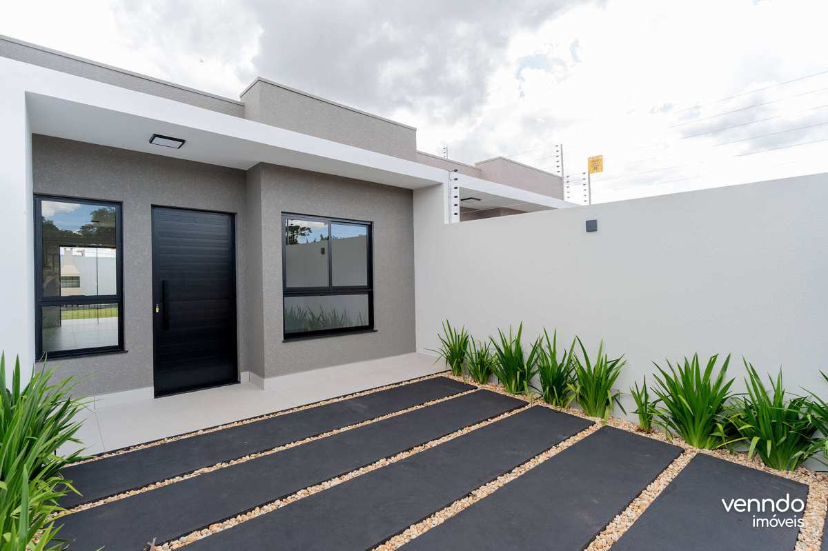 Casa à venda com 2 quartos, 58m² - Interlagos,Cascavel