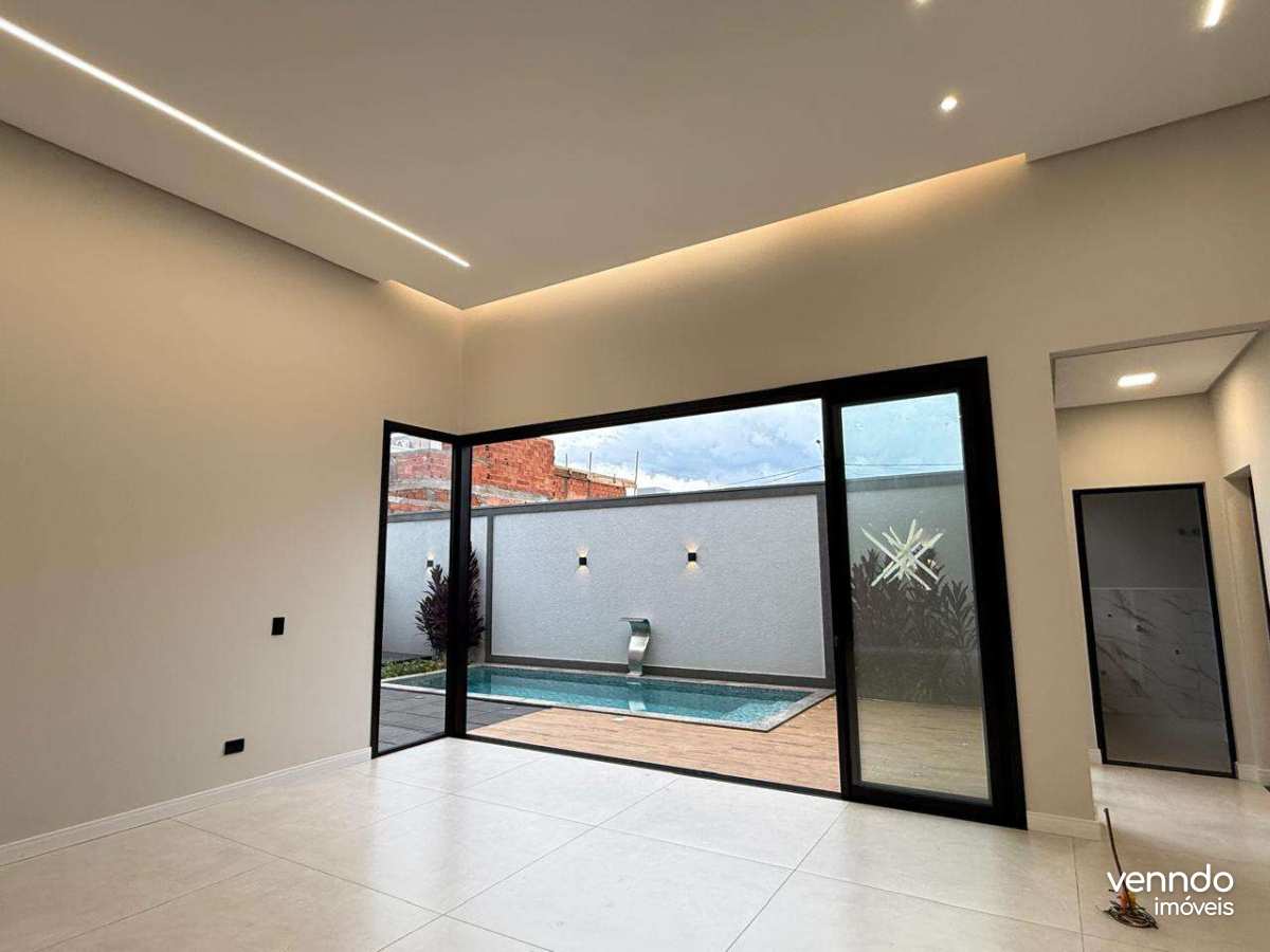  - Casa de Alto Padrão com Piscina, Área Gourmet e Automoção! 4 Vagas