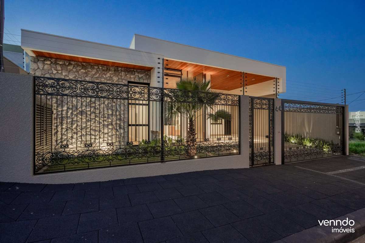 Casa à venda com 3 quartos, 200m² - Recanto Tropical,Cascavel