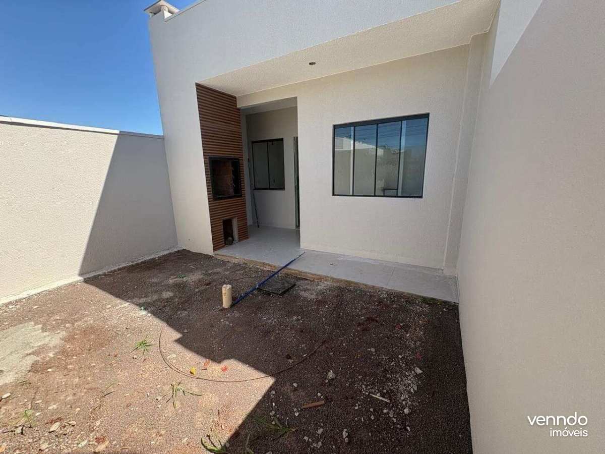 Casa geminada à venda com 2 quartos, 58m² - Floresta,