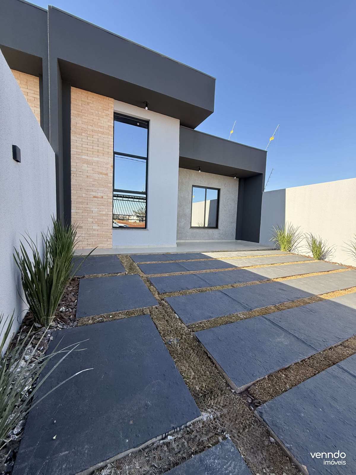 Casa à venda com 2 quartos, 67,76m² - Recanto Tropical,Cascavel