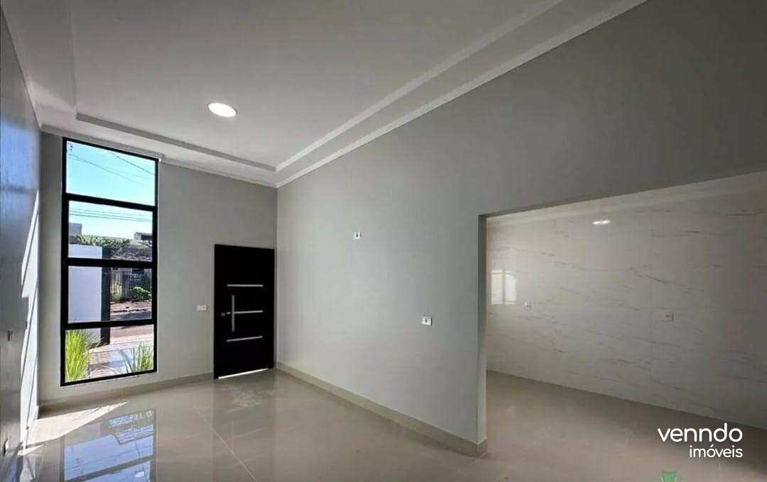 Sobrado à venda com 5 quartos, 200,00m² - Bairro Verona,Cascavel