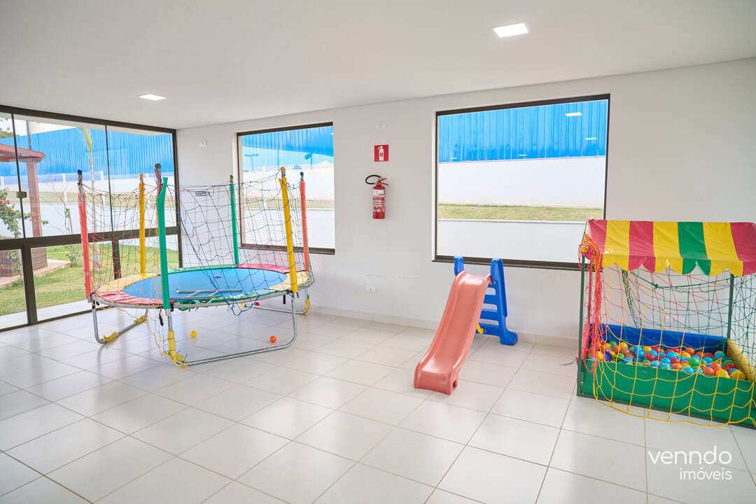 Apartamento à venda com 3 quartos, 49,81 a  62,47m² - Brasília,Cascavel