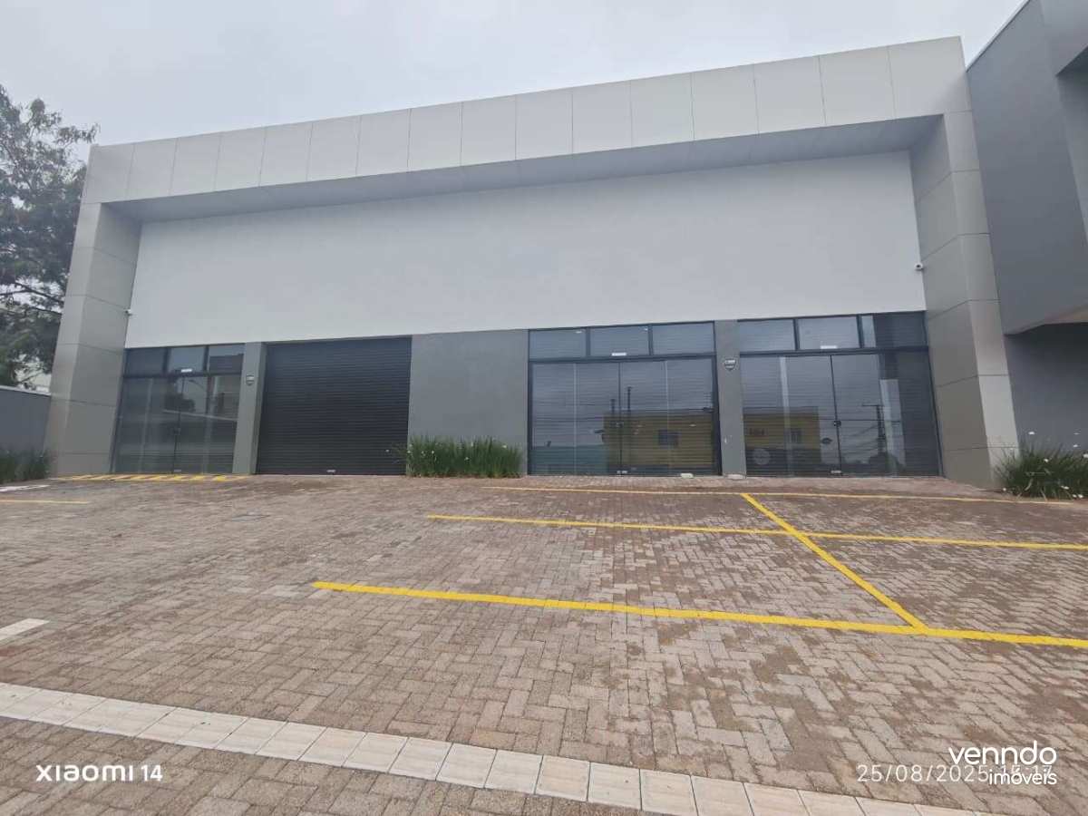 Barracão à venda, 614,92m² - Neva,Cascavel