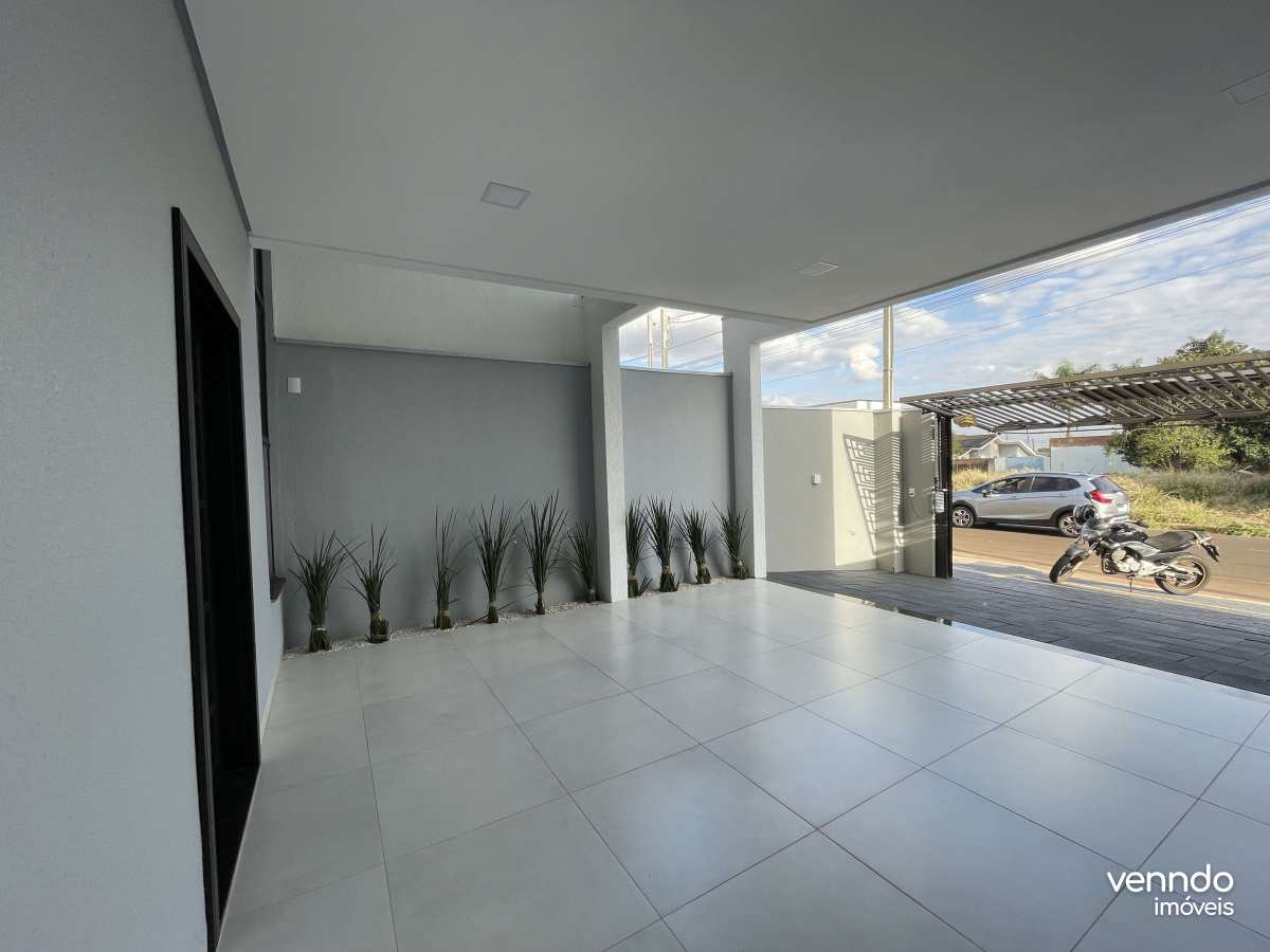 Sobrado à venda com 3 quartos, 142m² - PADOVANI III,