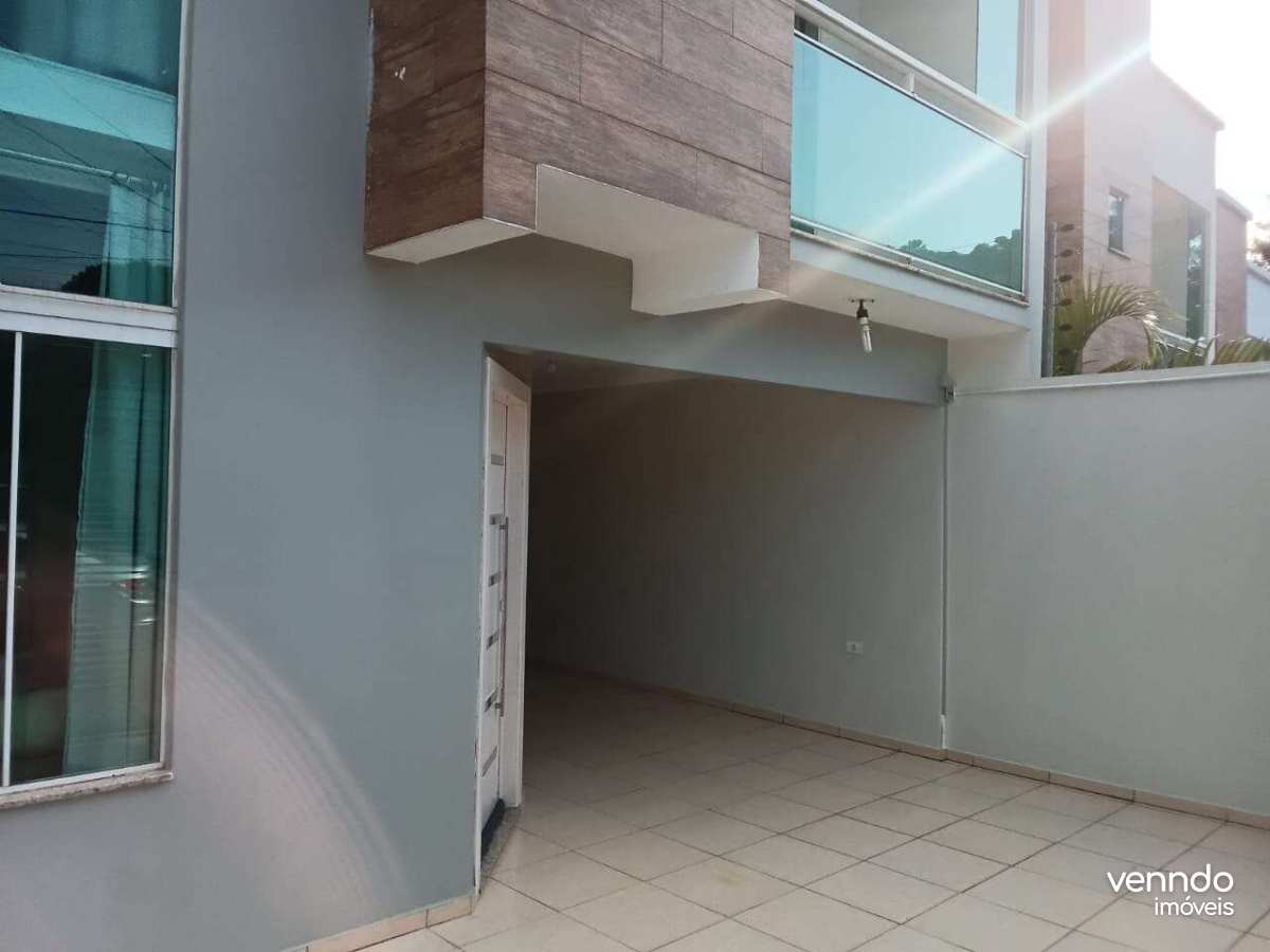 Sobrado à venda com 4 quartos, 170m² - Parque São Paulo,