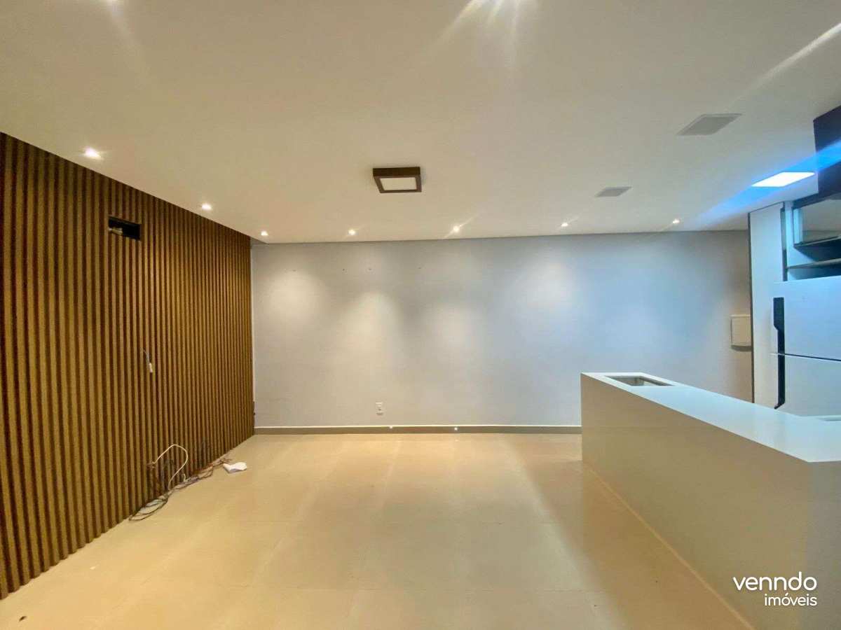  - Sobrado com Área Gourmet e Home Office: 2 Suítes no Jardim Gisela por R$ 750.000