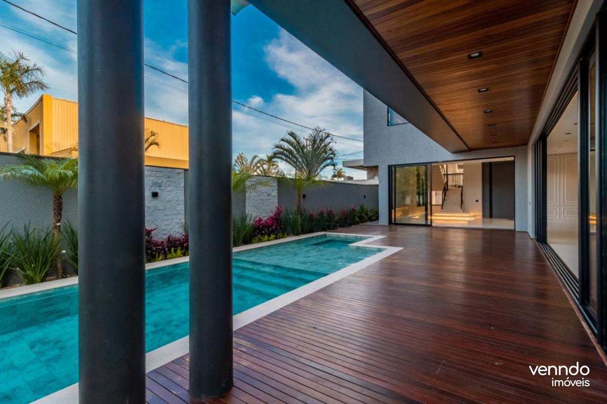  - SOBRADO CONDOMÍNIO TREVISO, 400m²